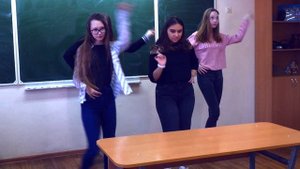 Как разбивают окна в школе! (сокращённо)