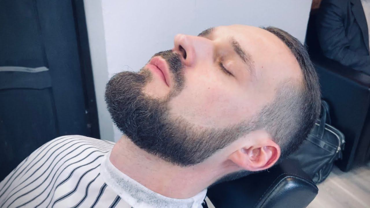 Как стричь бороду с помощью ножниц и электробритвы / Стрижка бороды шэйвером / Безопасное бритье смотреть онлайн