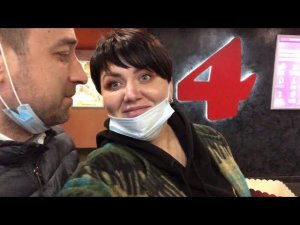 ВЛОГ НЕ МОЖЕМ ПОПАСТЬ ДОМОЙ | ЗАБЛУДИЛИСЬ В КИНОТЕАТРЕ | ПОЧЕМУ НЕЛЬЗЯ ЦЕЛОВАТЬСЯ?