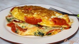 Омлет с лавашом и помидорами в мультиварке