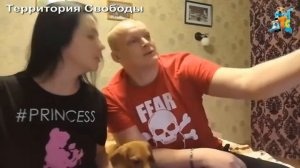 ТЫ МЕНЯ СЛУШАЕШЬ?)))) ПРИКОЛ ХА ХА ХА )))