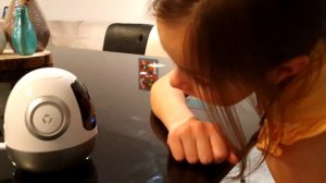 Анюта и ее новый друг робот Емеля