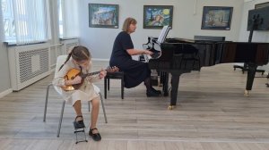 С. Фёдоров. Лисий шаг.( Алемасова Розалина 2кл.- домра, Г. В. Бажал -ф-но)