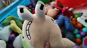 играем в мягкие игрушки буквы алфавита лор
