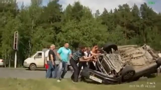 Видео прикол Настоящая помощь на дороге!