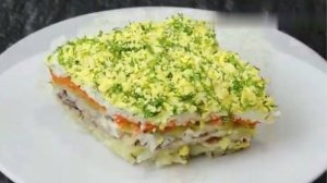 Салат с консервированной рыбой