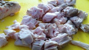 Салат птица с грибами