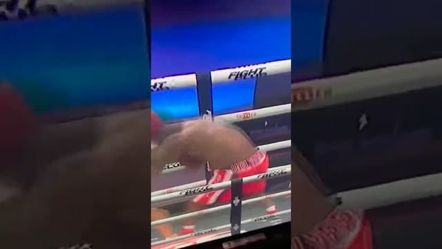 Evander Holyfield stay far away from mike Tyson if u smart смотреть онлайн