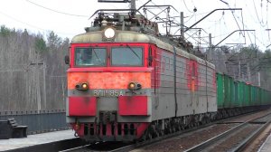 ВЛ11М-185/190 с грузовым поездом следует через о.п. Огородная