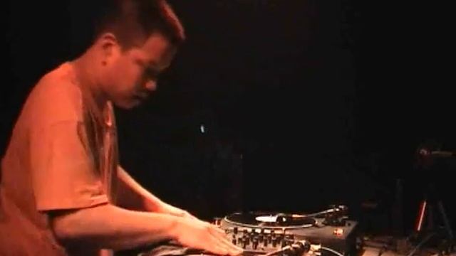 Kid Koala turntable madness LIVE смотреть онлайн