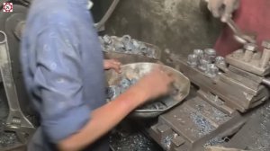 Как делают болты и гайки.