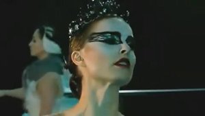 Natalie Portman dancing the black swan