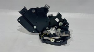 Замок двери передний левый Range Rover L405 / RR Sport L494