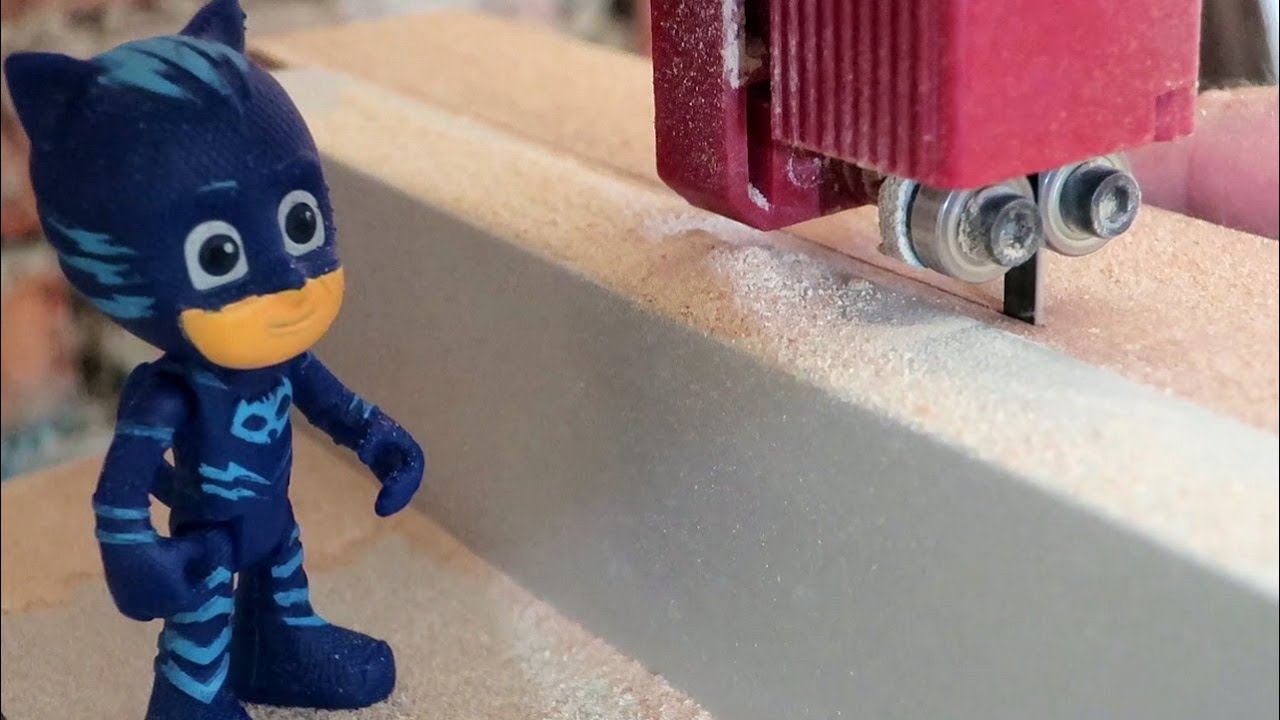 Видео для мальчиков. Кэтбой в мастерской. Строительные инструменты смотреть онлайн