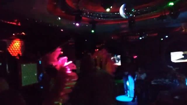 НГ 2019 В РЕСТОРАНЕ смотреть онлайн