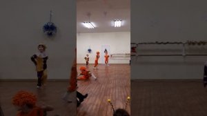 Танец "Клоунята"