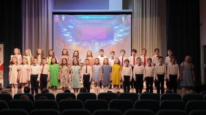 Гран-при 2 "Г" класс
Родная песенка
Музыка Юрия Чичкова
Слова Петра Синявского