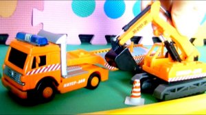 Много машинок и Рабочая техника. Видео для детей с игрушечными машинками