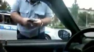 Документы покажи сюда. Беспредел ГАИ в Дагестане. ГИБДД