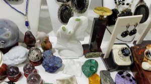 продажа украшений с камнями