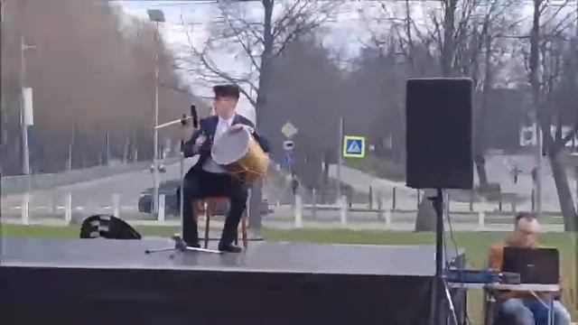 Карапет Асланян, «Приветствие весны», игра на дхоле (армянском барабане) на Фестивале "Этновесна" смотреть онлайн