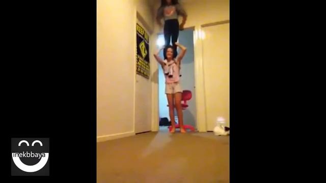 Самые сексуальные девушки приколы  творят жесть,красотки
