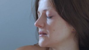 Ты ради забавы вонзаешь мне в спину нож (Лили Лето)