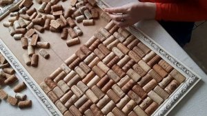 Панно из пробки / Своими руками на стену