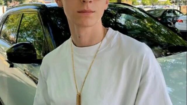 ПЕСНЯ влада А4