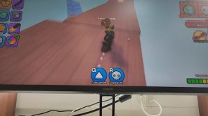 мы играем в роблокс в [🐰] Skateboard Obby #1 прошли 1 мир