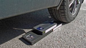 Эксперимент с автомобилем! Краш тест vs Давить колесом Видеокассеты и другие вещи! АСМР - звуки!