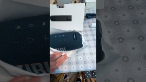 Розпаковка і обзор колонки JBL Xtreme 4