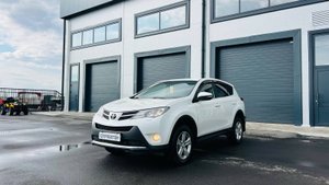 Toyota RAV4, 2013 год