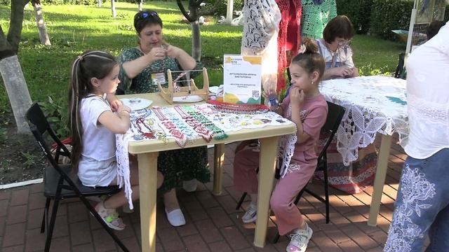 День народных художественных промыслов