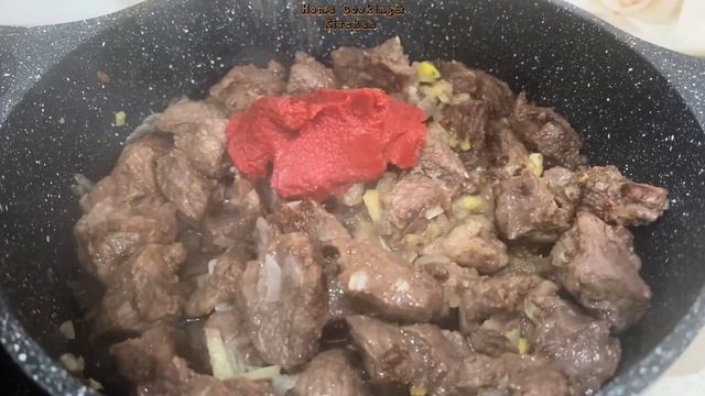 Сытный Пикантный Гуляш , из говядины.