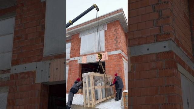 Разгрузка 5 тонн стекла