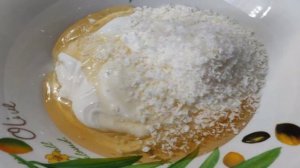 Белый шоколад с кокосовой стружкой