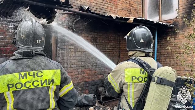 Сотрудники МЧС России предотвратили взрыв горючей жидкости на заводе во Владикавказе