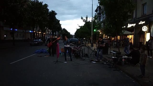 Кривой Рог 4-й Фестиваль уличной музыки смотреть онлайн