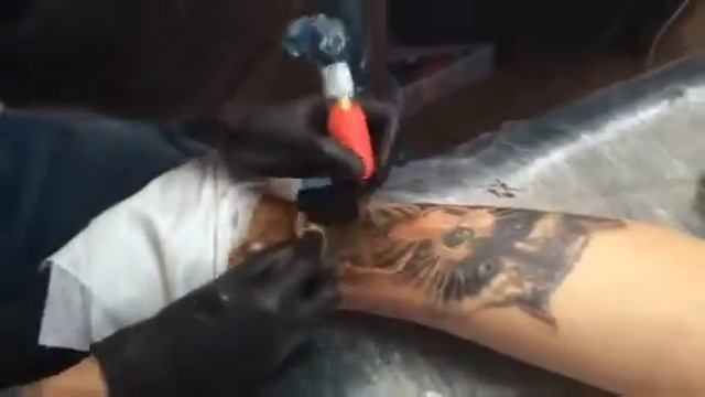 Ян Вилкс Tattoo смотреть онлайн