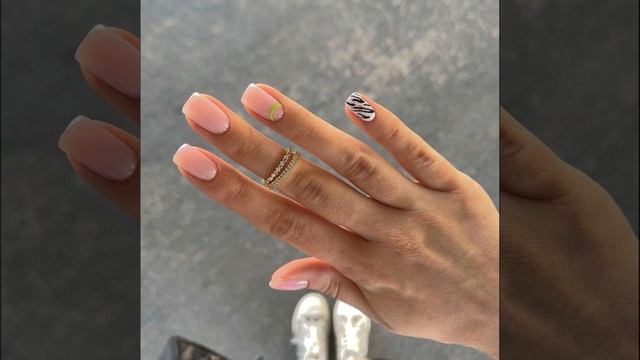 Самые красивые и стильные идеи маникюра на осень / Осенние модные дизайны ногтей на каждый день смотреть онлайн