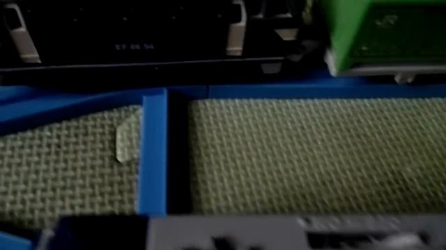 プラレール❤EF 66-54号機貨物列車と、ブルートレインEF66-49💚機関車のパンタ等部分塗装しました🎵更に見映えが良くなった🎵 смотреть онлайн