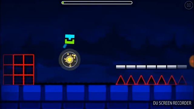 8 версия уровня Hate Everything в geometry dash
