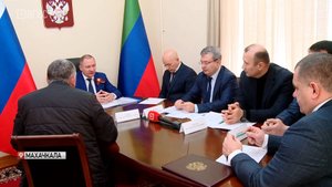 Андрей Шабалин провел прием граждан и в Махачкале