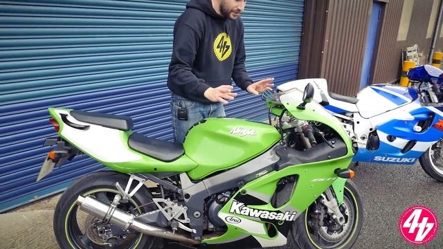 Budget Bike Battle | First Ride | ZX-7R v SRAD смотреть онлайн