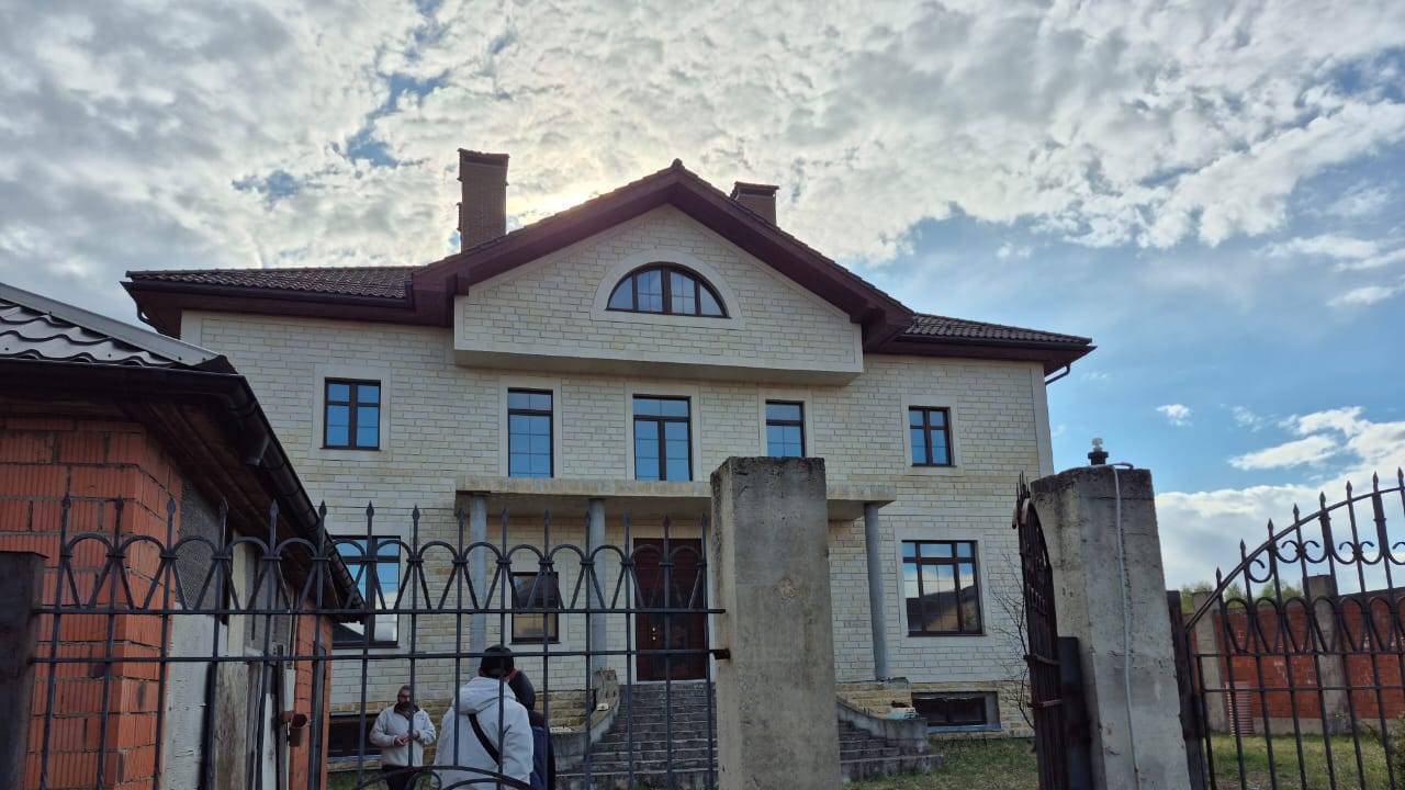 Диагностика кровли | Цементно песчаная черепица | Монолитный дом | СтройВерх-рф