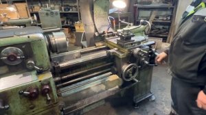 Токарный станок 1М61П.