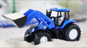 Мультик про трактора. Убираем снег в городе. Городская техника