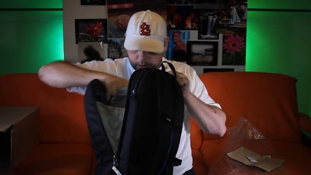 Unboxing Think Tank Perception 15 смотреть онлайн