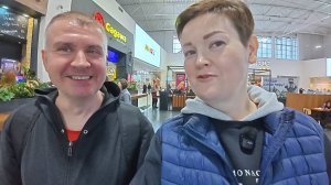 Выбрались на ШОППИНГ! Вован показал где РАБОТАЛ раньше и рассказал КАК ЭТО БЫЛО! Делаем покупки Влог